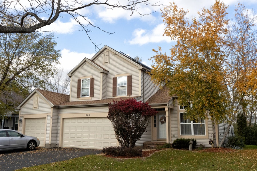 Property photo for 302 Hunters Way, Hainesville, IL