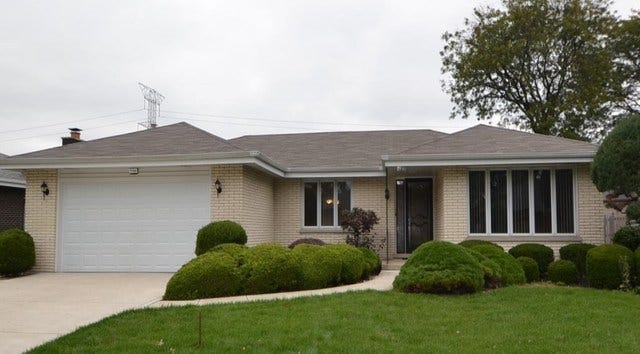 Property photo for 7708 Chestnut Drive, Orland Park, IL