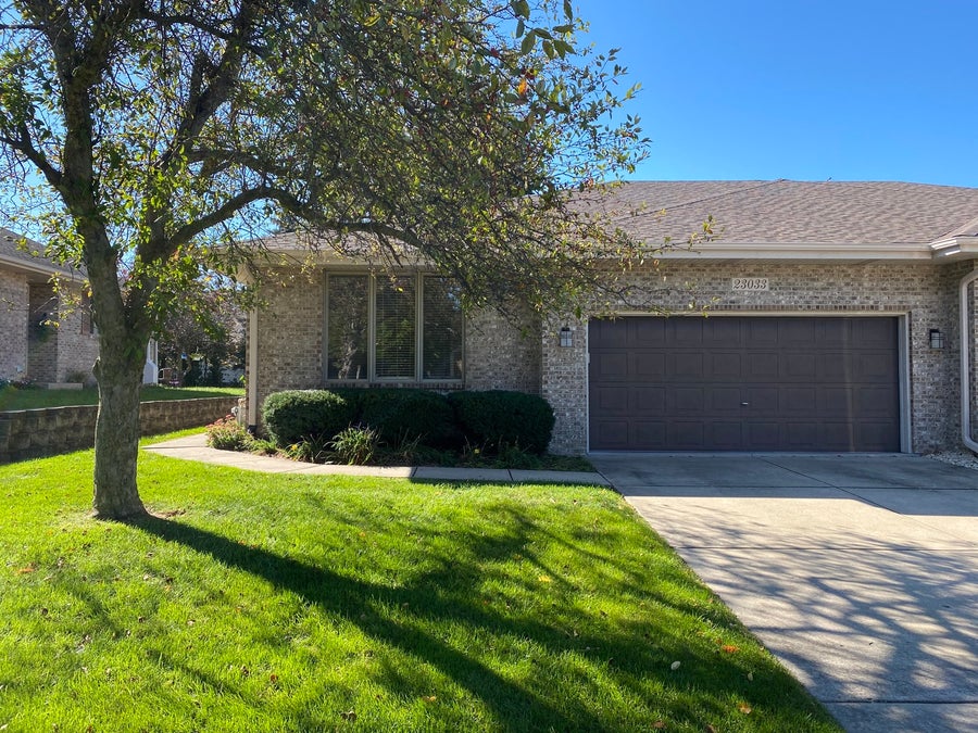 Property photo for 23033 BUSSEY Drive, #23033, Plainfield, IL