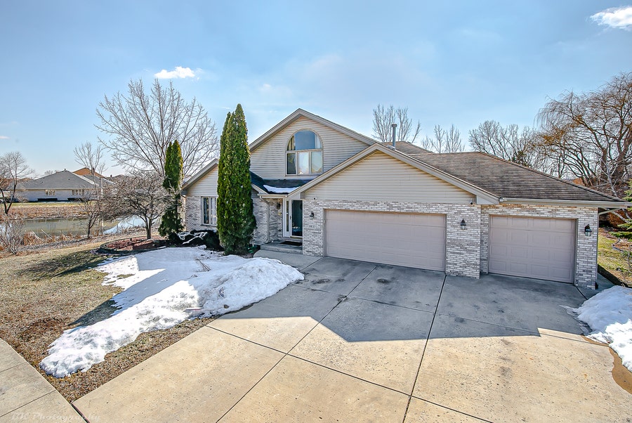 Property photo for 8837 Fairfield Lane, Tinley Park, IL