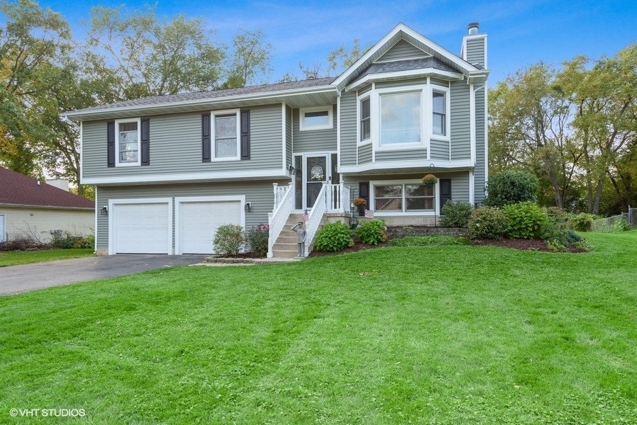 Property photo for 7313 Hickory Grove, Wonder Lake, IL