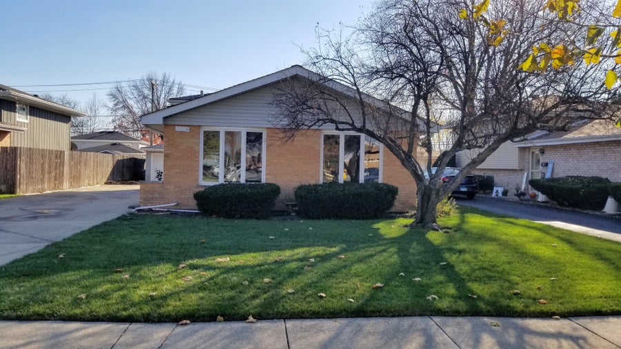 Property photo for 7719 173rd Street, Tinley Park, IL