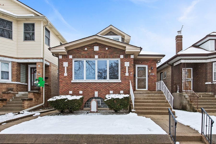 Property photo for 2703 N 77th Avenue, Elmwood Park, IL