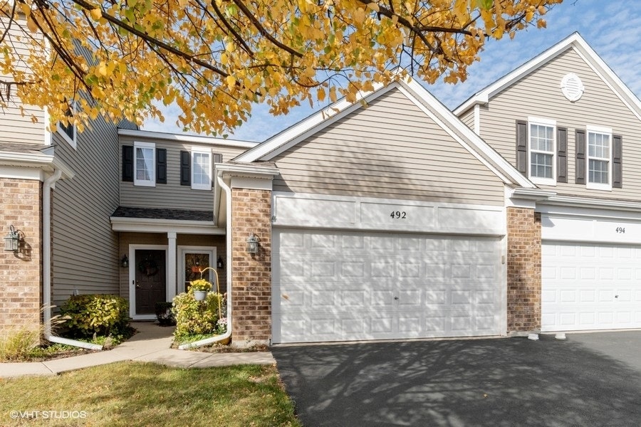 Property photo for 492 Brookside Drive, #492, Oswego, IL