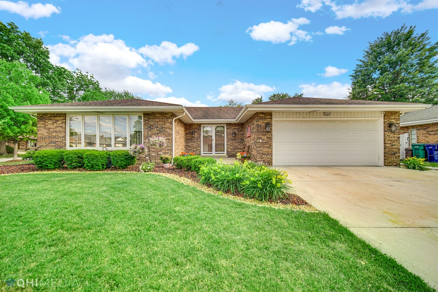 Property photo for 7919 W Sequoia Court, Orland Park, IL