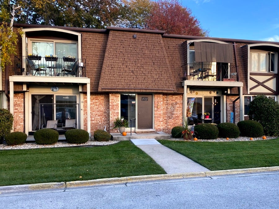 Property photo for 12751 Park Place, #G1, Crestwood, IL