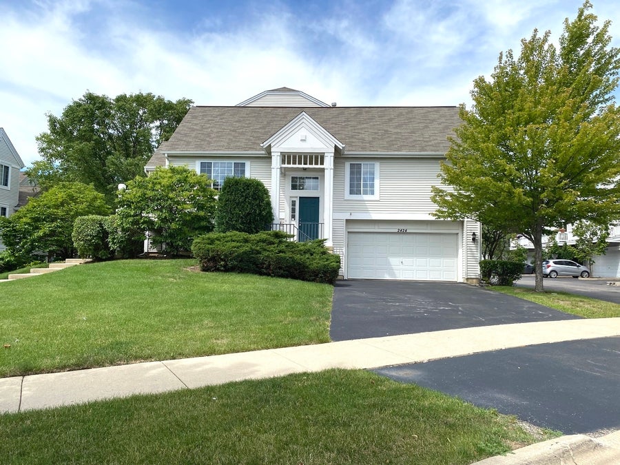 Property photo for 2424 Oakfield Court, Aurora, IL
