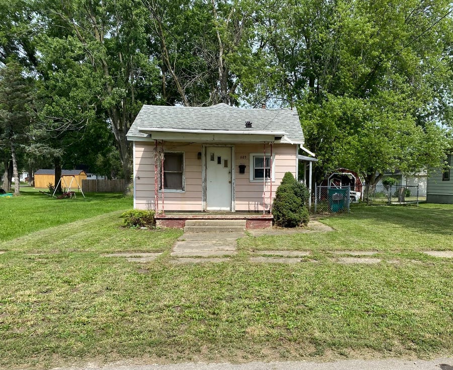 Property photo for 605 Powell Street, Streator, IL