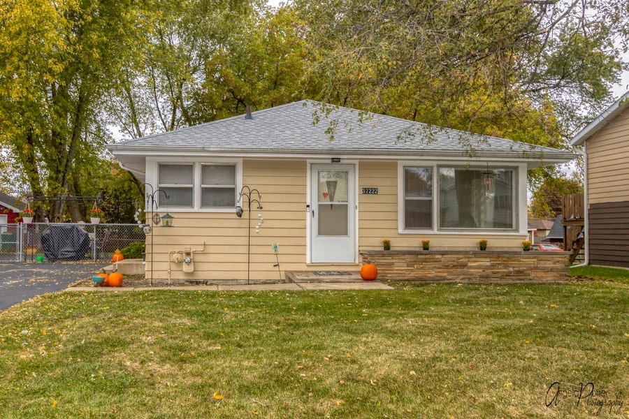 Property photo for 37222 N Hillside Drive, Lake Villa, IL