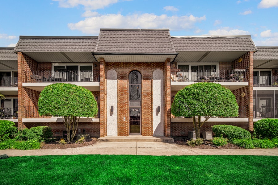 Property photo for 15722 Deerfield Court, #1S, Orland Park, IL