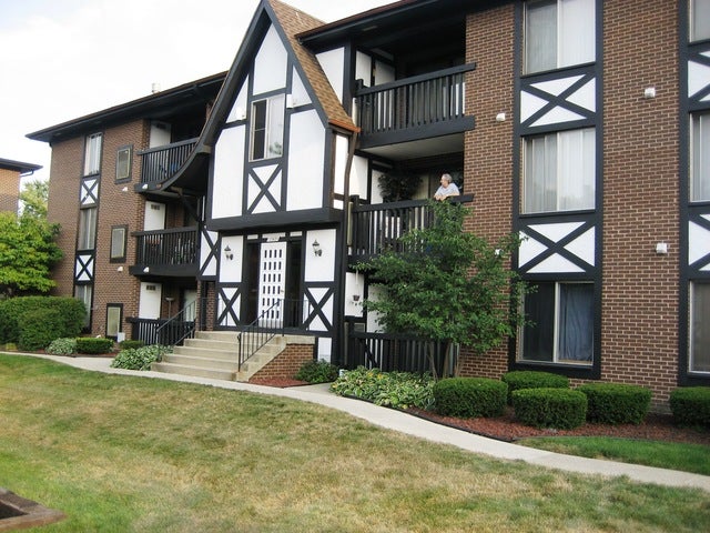 Property photo for 13625 Royal Court, #708, Crestwood, IL