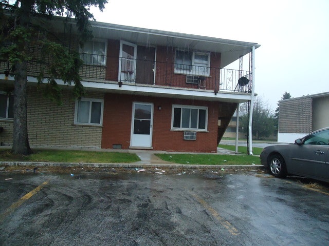 Property photo for 8244 W 87th Street, #4, Hickory Hills, IL