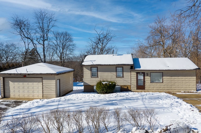Property photo for 38416 N 4th Avenue, Spring Grove, IL