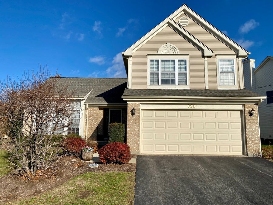 Property photo for 920 Adderly Lane, Gurnee, IL