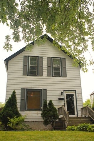 Property photo for 1108 Hickory Street, Waukegan, IL