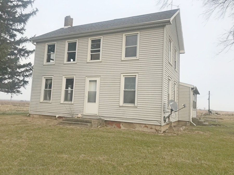 Property photo for 97 N 14th Road, Lostant, IL