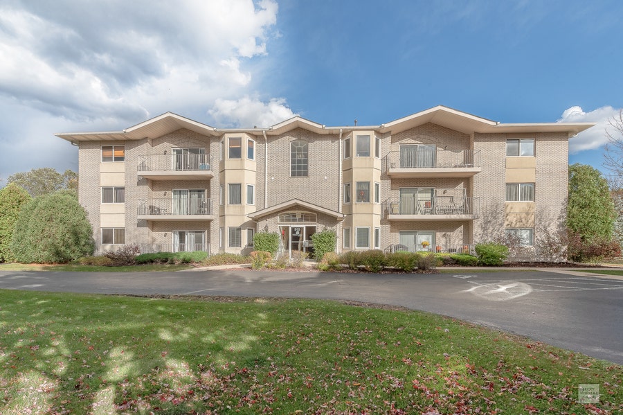 Property photo for 915 Elderberry Circle, #315, Naperville, IL