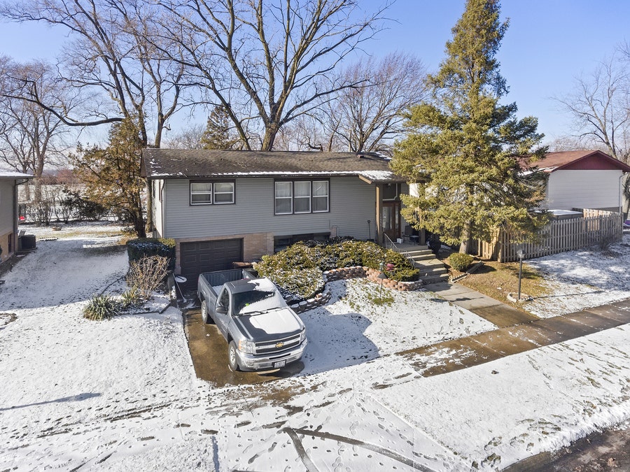 Property photo for 14806 Menard Avenue, Oak Forest, IL