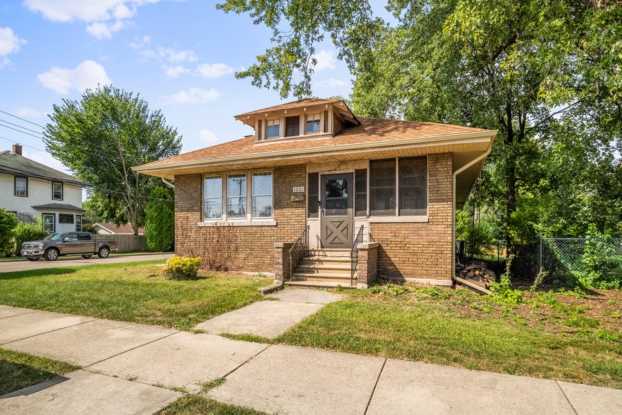 Property photo for 1001 Kelly Avenue, Joliet, IL