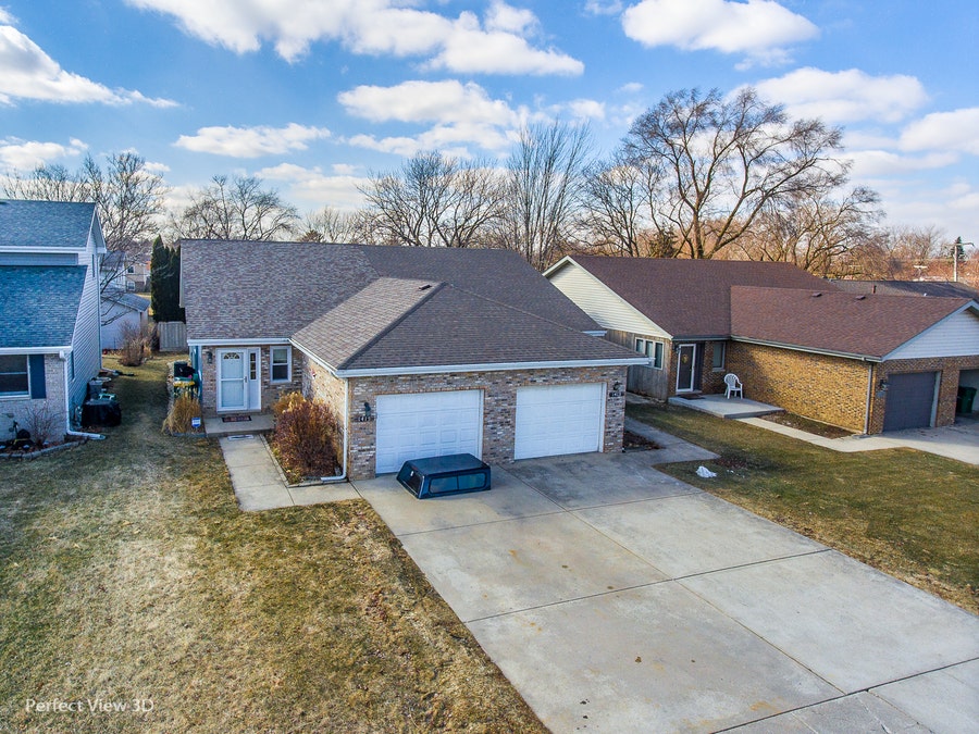 Property photo for 1415 Peachtree Lane, Lockport, IL