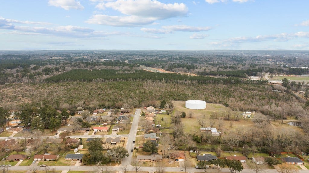 3328 Old Lufkin Road, Nacogdoches, TX 75964