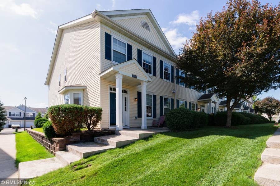 Property photo for 705 Cobblestone Way, Shakopee, MN