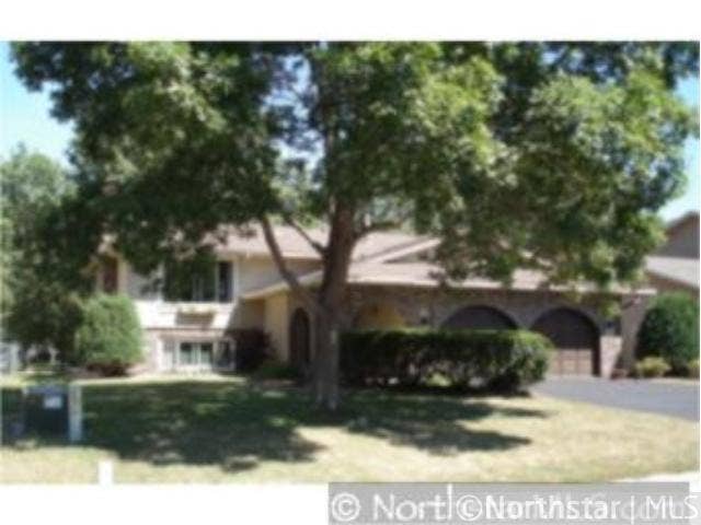 Property photo for 6708 81st Avenue N, Brooklyn Park, MN