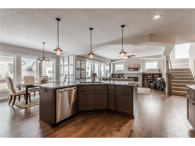 Property photo for 9474 Summerlin Drive, Woodbury, MN