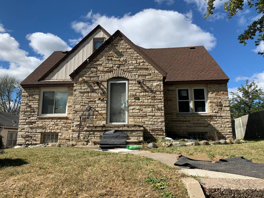 Property photo for 915 Thomas Avenue N, Minneapolis, MN