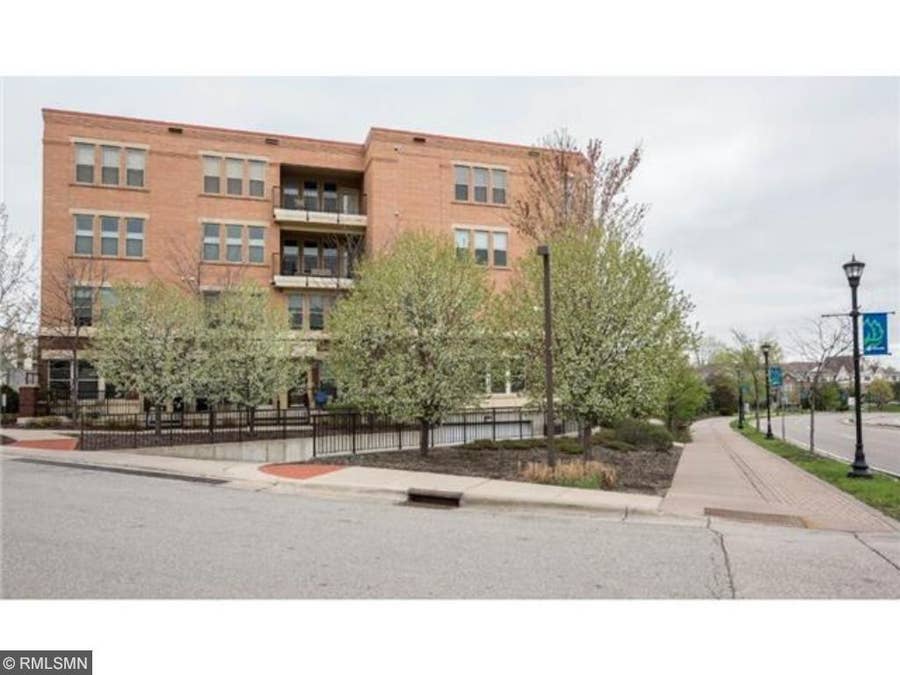 Property photo for 150 E Burnsville Parkway, Burnsville, MN