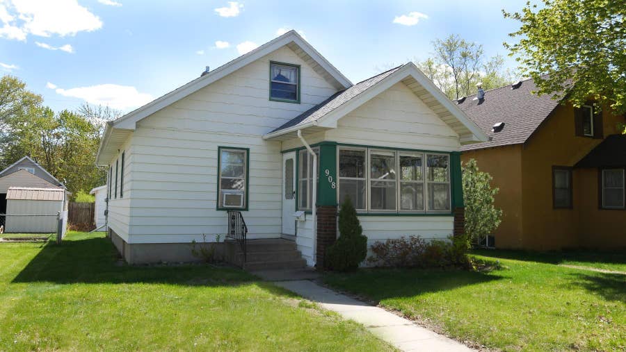 Property photo for 908 12th Avenue S, Saint Cloud, MN
