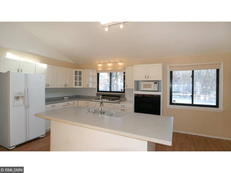 Property photo for 2010 County Road B E, Maplewood, MN