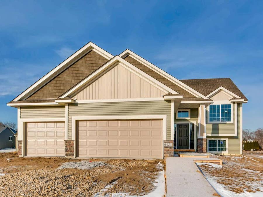 Property photo for 6433 Crosby Avenue, Inver Grove Heights, MN