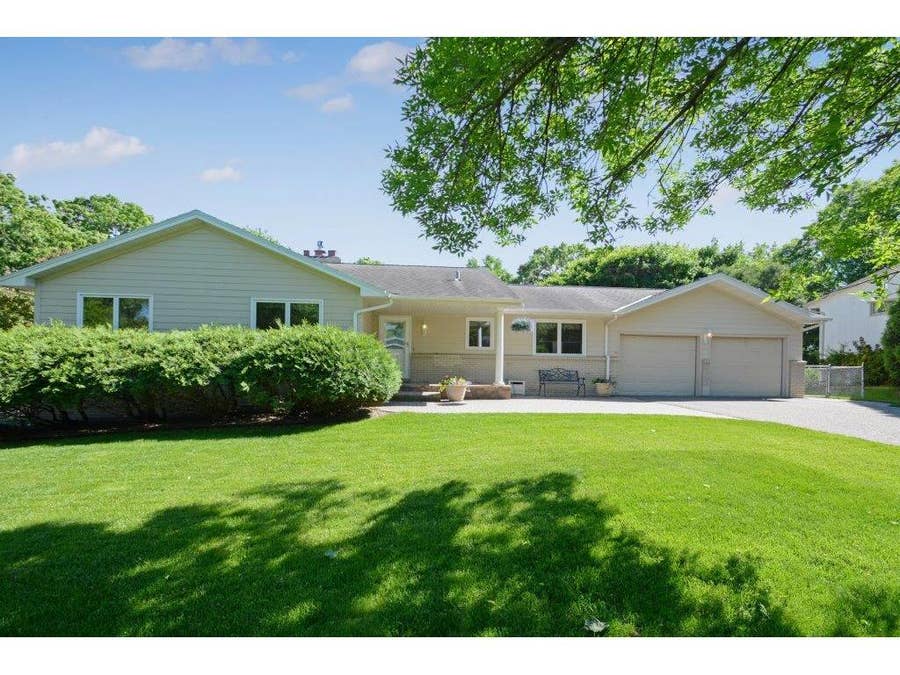 Property photo for 660 Windemere Curve N, Plymouth, MN
