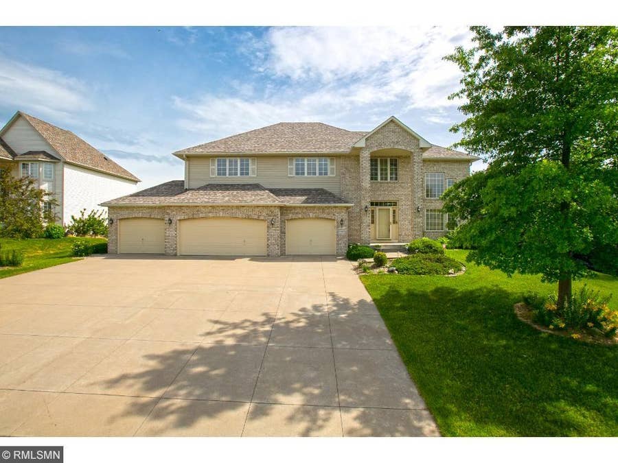 Property photo for 17997 Strawberry Court, Eden Prairie, MN