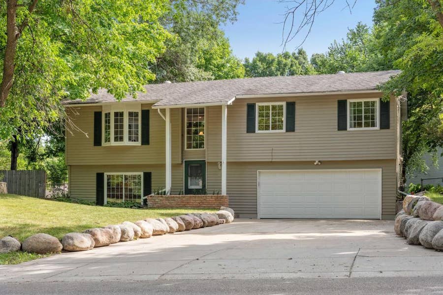Property photo for 4983 Three Points Boulevard, Mound, MN