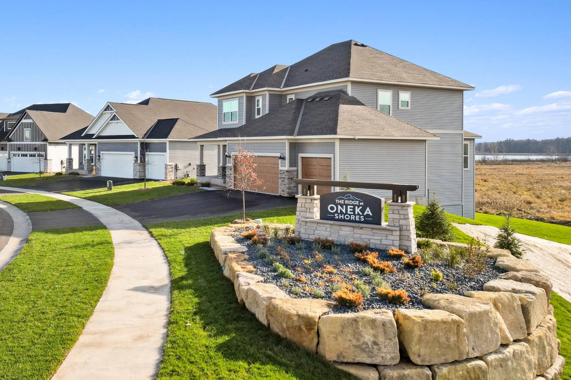 15680 Goodview Avenue N, Hugo, MN 55038 Welcome to Oneka Shores!