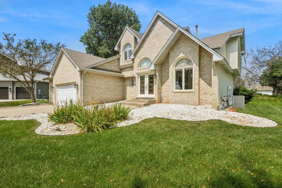 Property photo for 3832 Dunbar Court, Brooklyn Park, MN