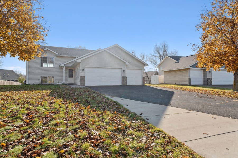 Property photo for 1038 111th Avenue NE, Blaine, MN