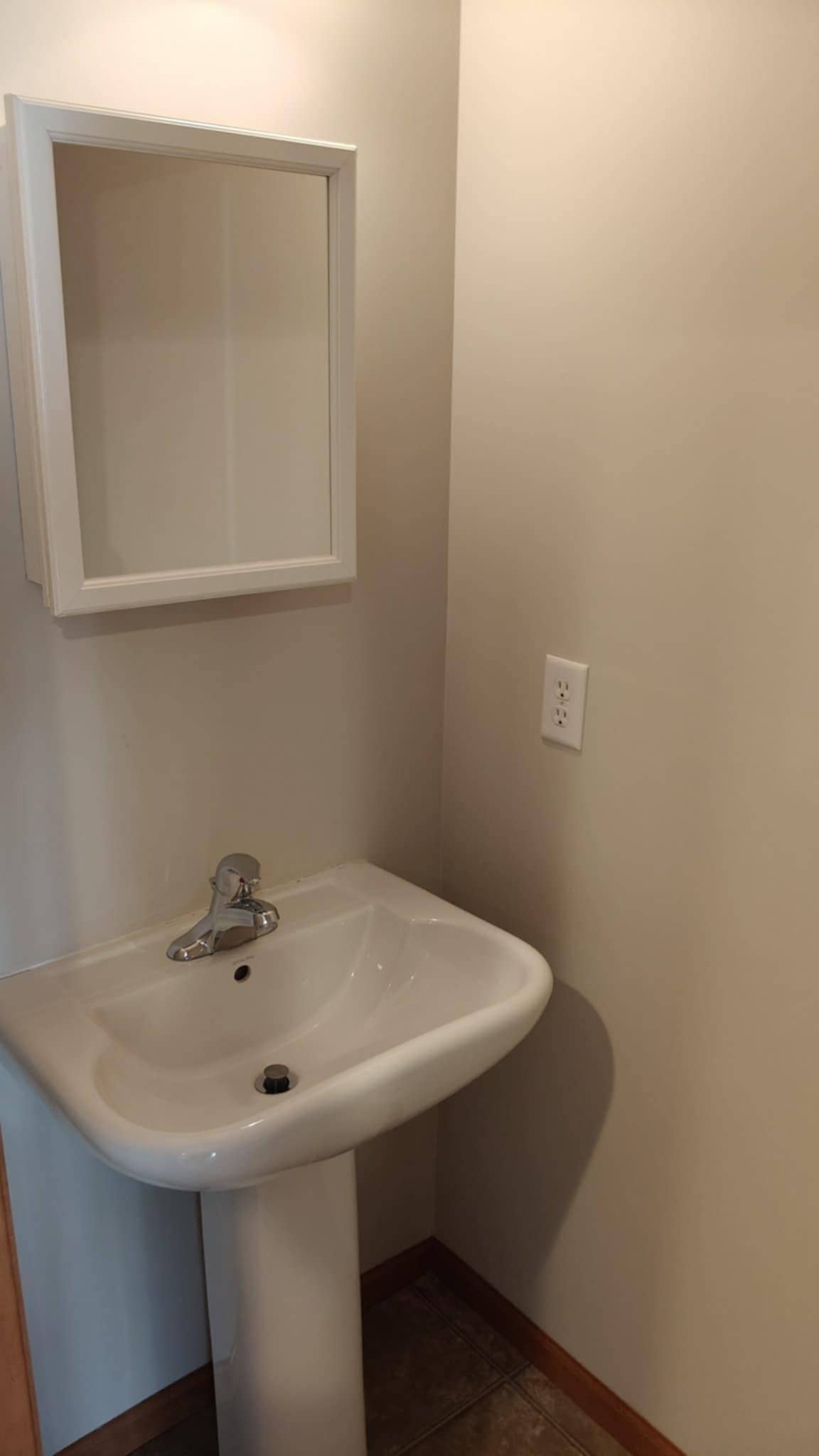 4970 149th Street N, #3, Hugo, MN 55038 Main Floor 1/2 Bath