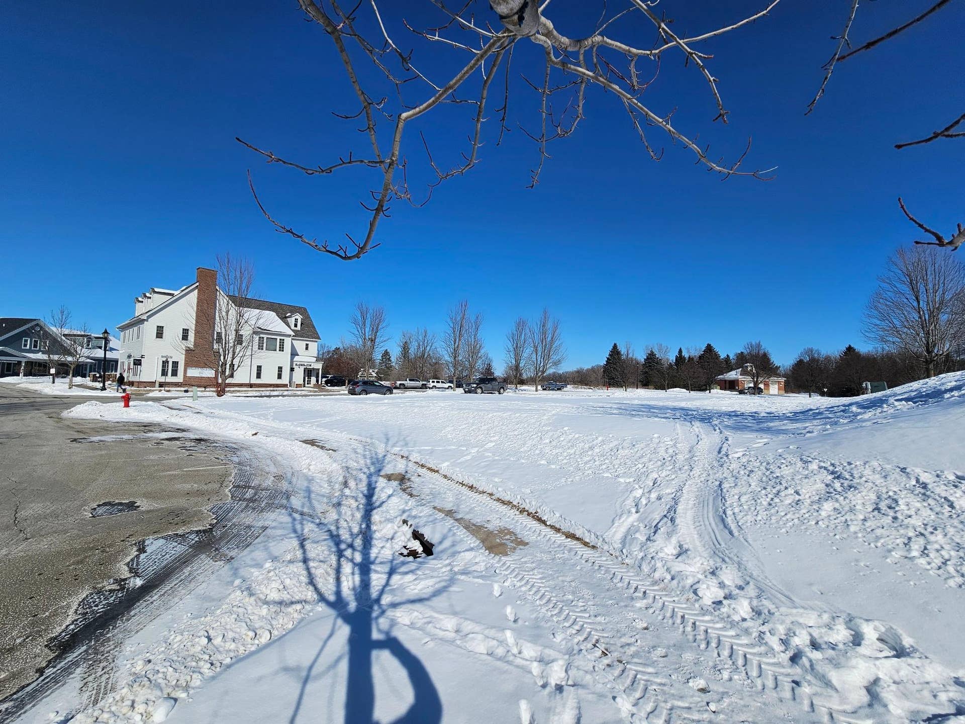 XXX Settlers Way, Stillwater, MN 55082 Locate your business here