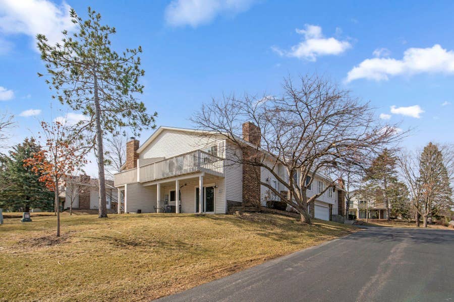 Property photo for 1661 W 140th Street, Burnsville, MN