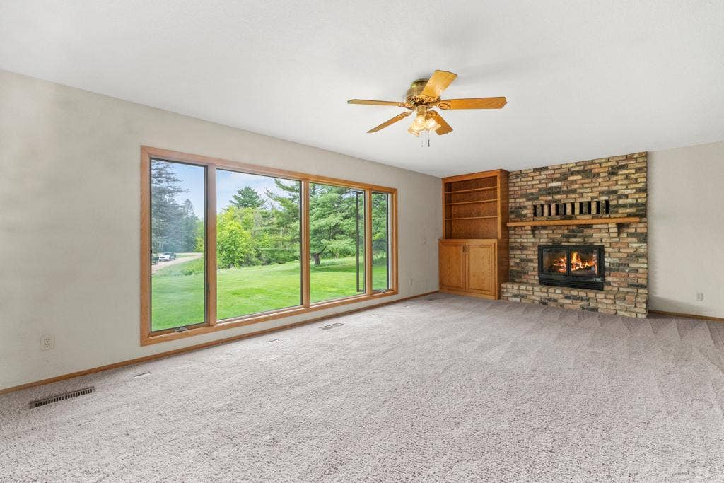 2591 Carver Avenue E, Maplewood, MN 55119 2591 Carver Avenue E, Maplewood, MN 55119
