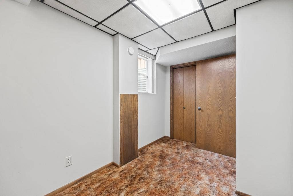 2591 Carver Avenue E, Maplewood, MN 55119 2591 Carver Avenue E, Maplewood, MN 55119