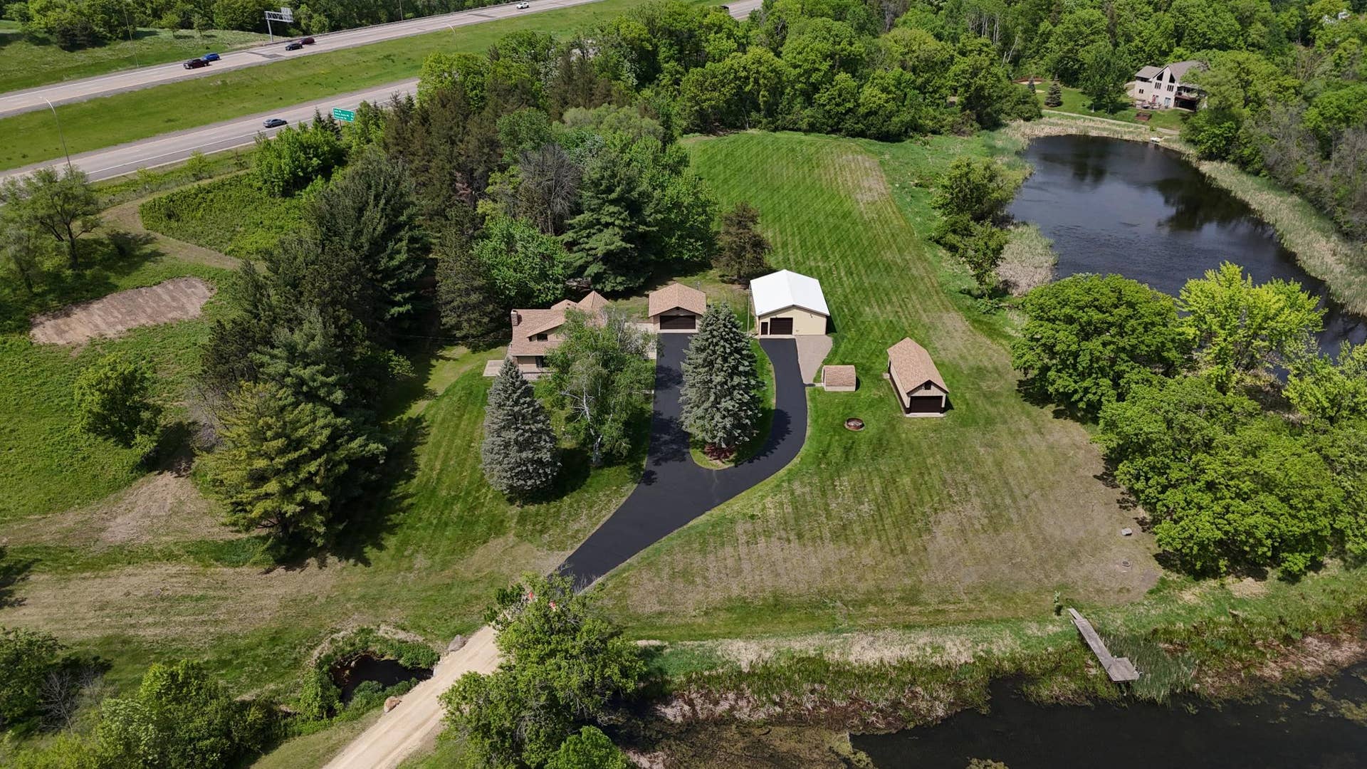 2591 Carver Avenue E, Maplewood, MN 55119 2591 Carver Avenue E, Maplewood, MN 55119