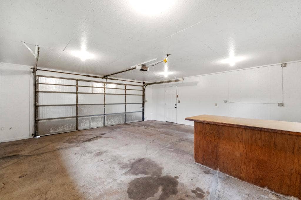 2591 Carver Avenue E, Maplewood, MN 55119 2591 Carver Avenue E, Maplewood, MN 55119