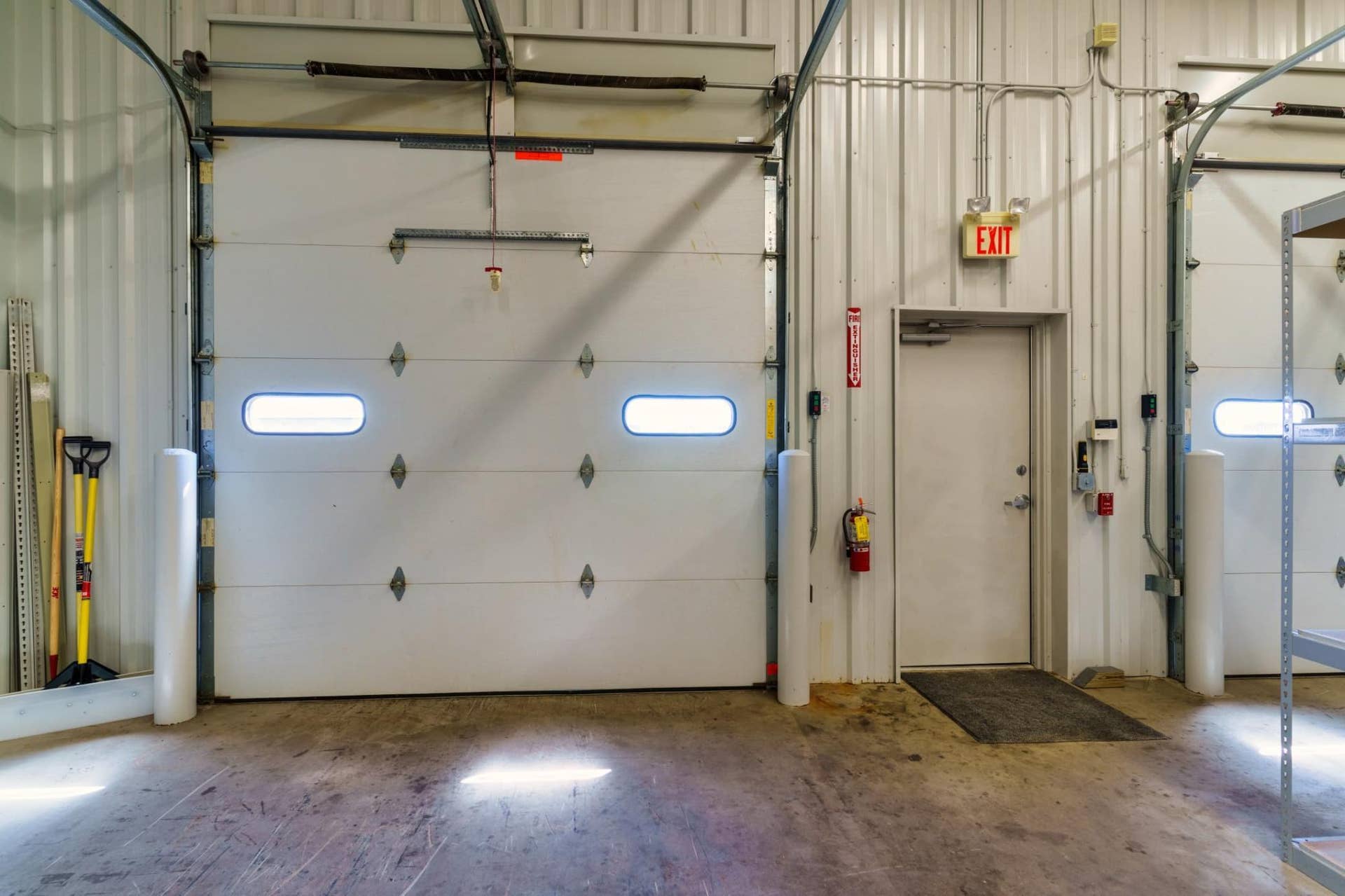 1001 Naylor Drive SE, Bemidji, MN 56601 2 12' Overhead Doors.jpeg