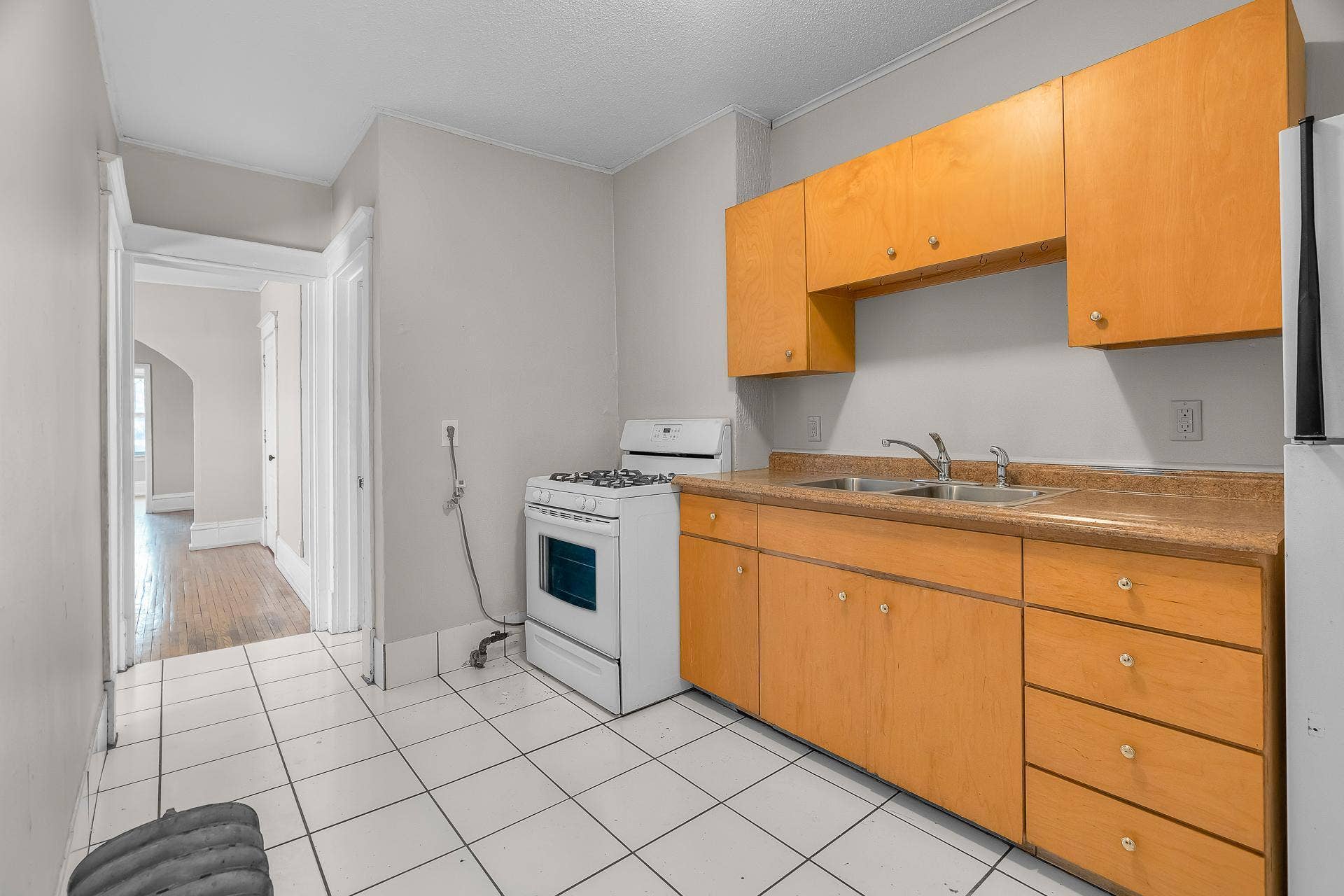 3012 Bryant Avenue S, 70, Minneapolis, MN 55408 3012 Bryant Ave S MLS-25.jpg
