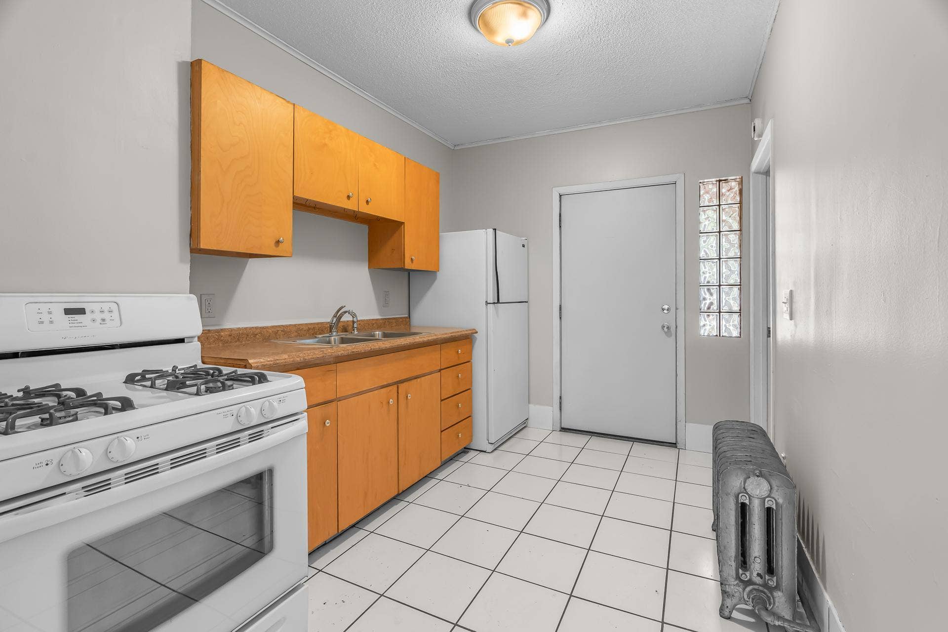 3012 Bryant Avenue S, 70, Minneapolis, MN 55408 3012 Bryant Ave S MLS-24.jpg