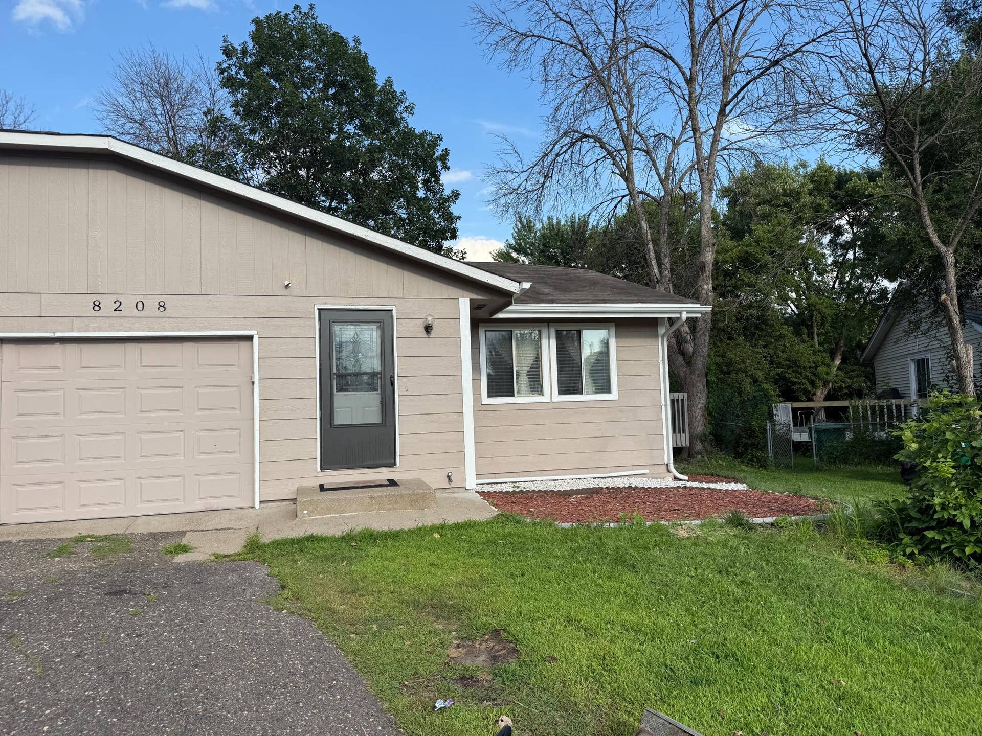 8208 Halifax Court N, Brooklyn Park, MN 55443 IMG_0911.jpeg